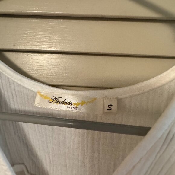 Boutique White Cotton Sundress - Picture 2 of 6